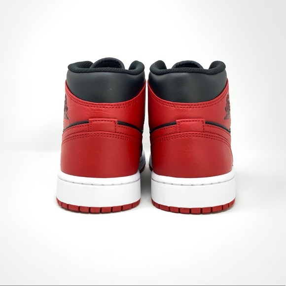 Nike Air Jordan 1 Mid “Banned” Men's Sneaker - Picture 6 of 10